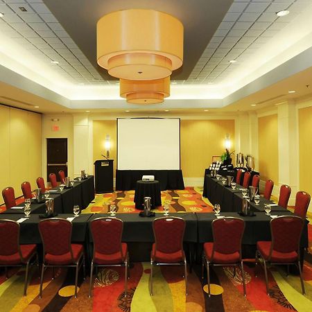 Hilton Garden Inn Columbia/Northeast Съоръжения снимка