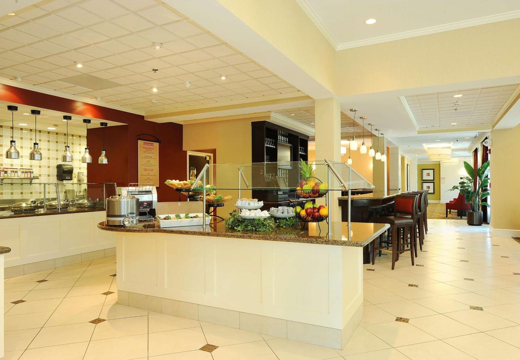 Hilton Garden Inn Columbia/Northeast Екстериор снимка