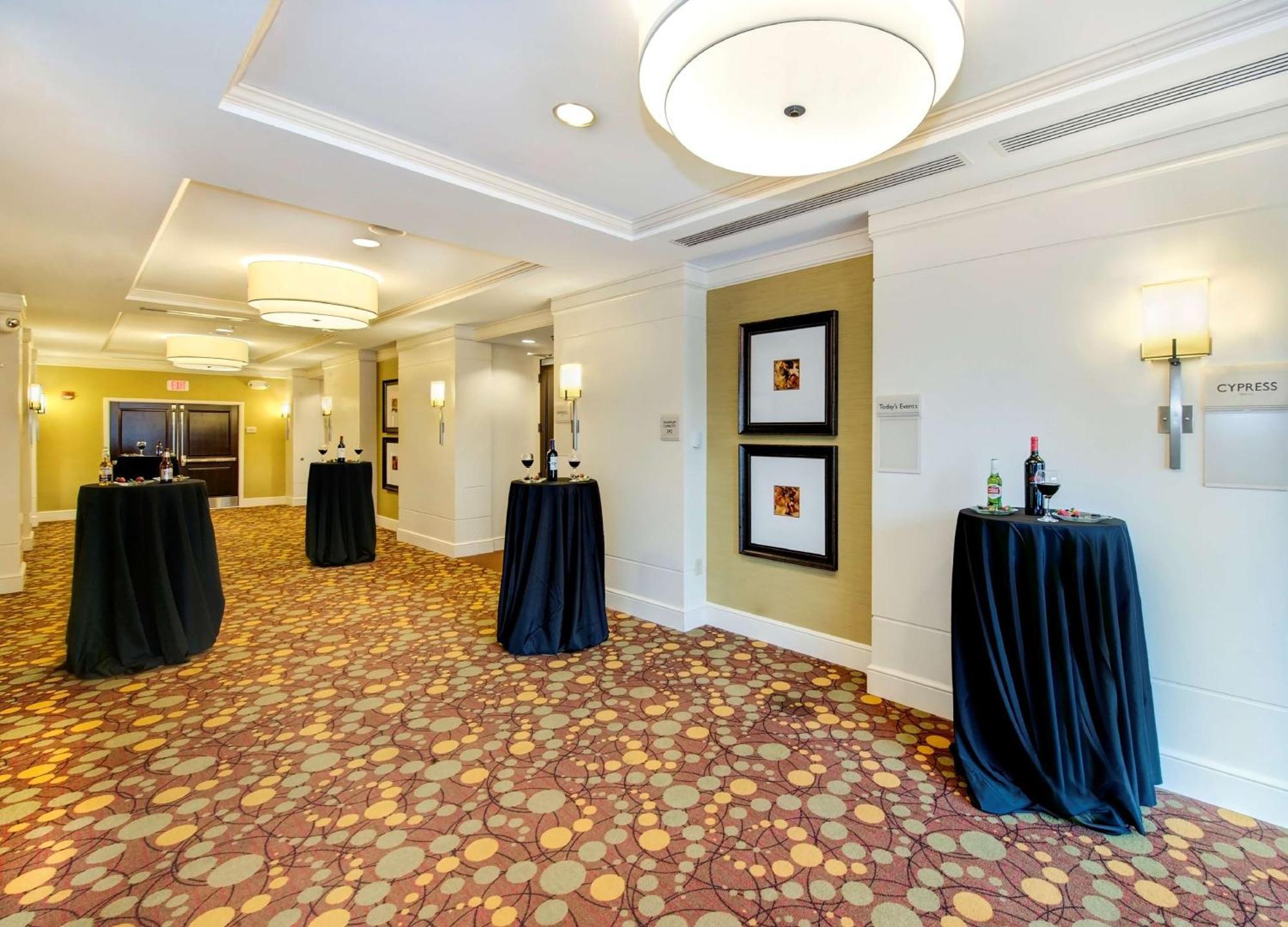 Hilton Garden Inn Columbia/Northeast Екстериор снимка