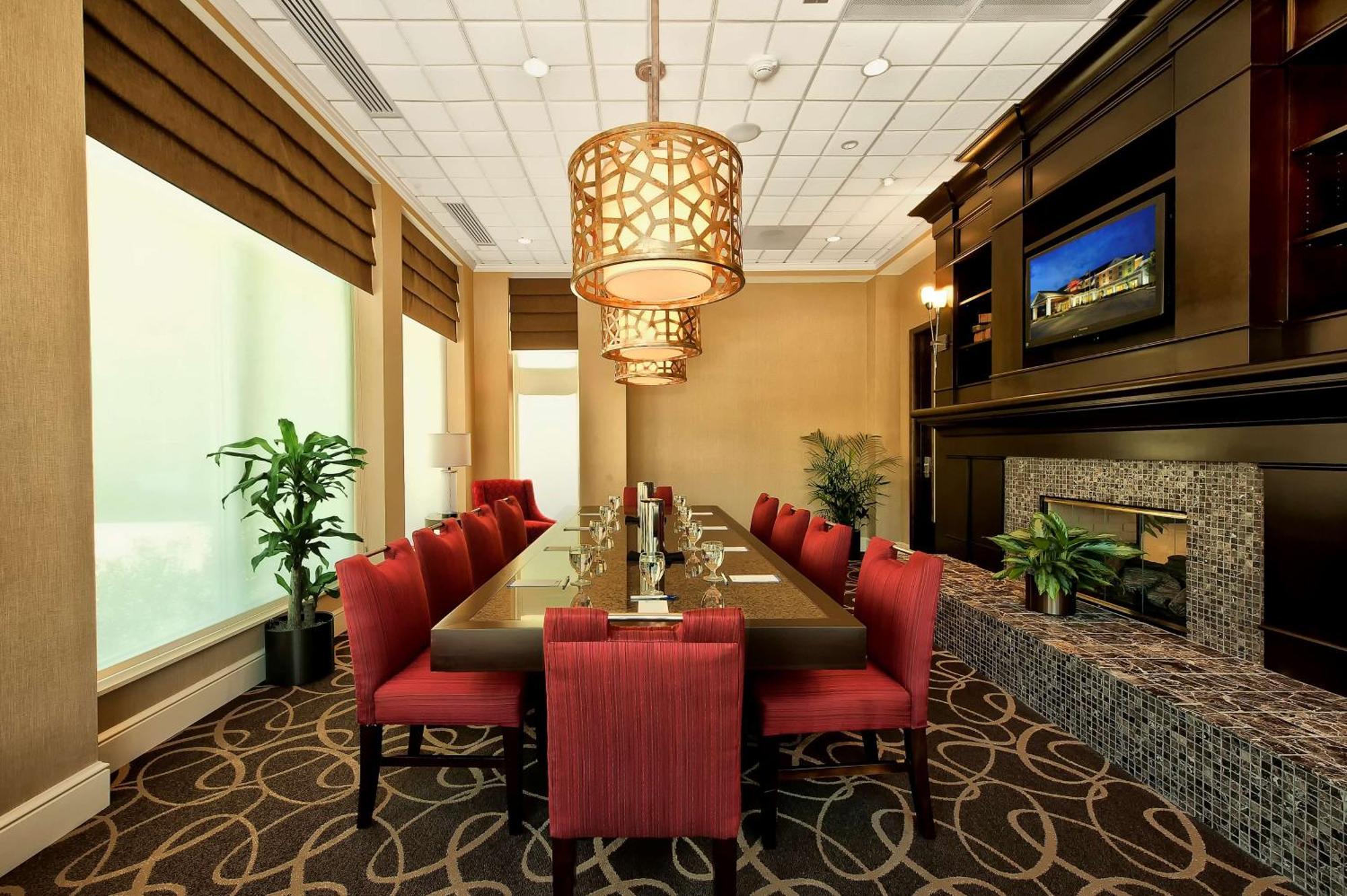 Hilton Garden Inn Columbia/Northeast Екстериор снимка